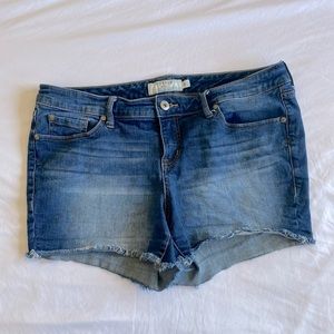 Torrid Jean Shorts sz 16